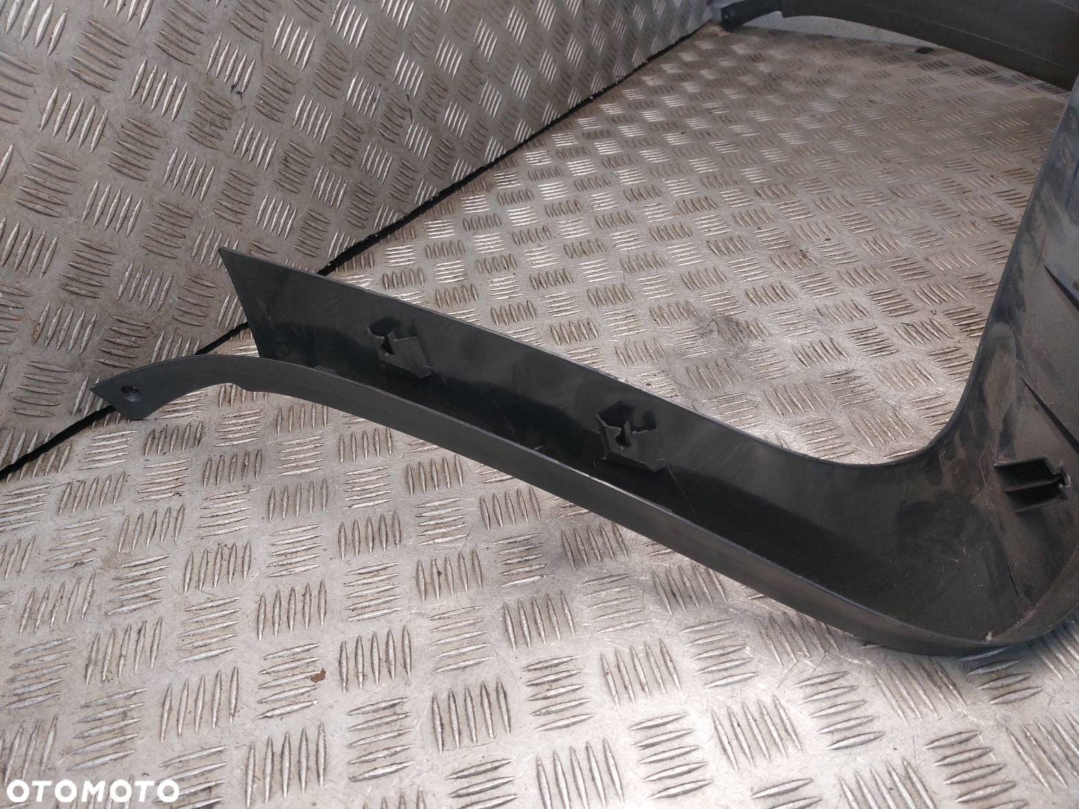 OSŁONA LISTWA KLAPY BAGAŻNIKA VOLVO XC60 I 30740437 - 9