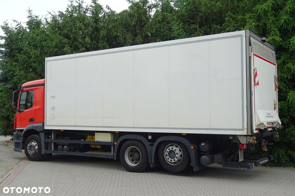 Mercedes-Benz Antos 2540 Sypialna euro 6 chłodni 3 osie podnoszona i skrętna - 29