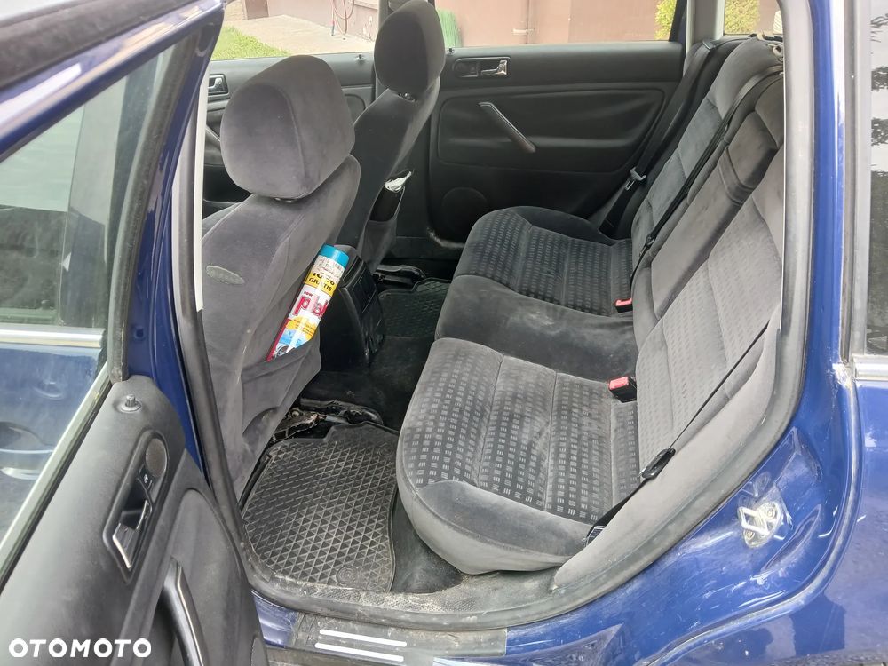 Volkswagen Passat - 18