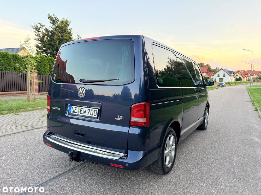 Volkswagen Multivan - 4