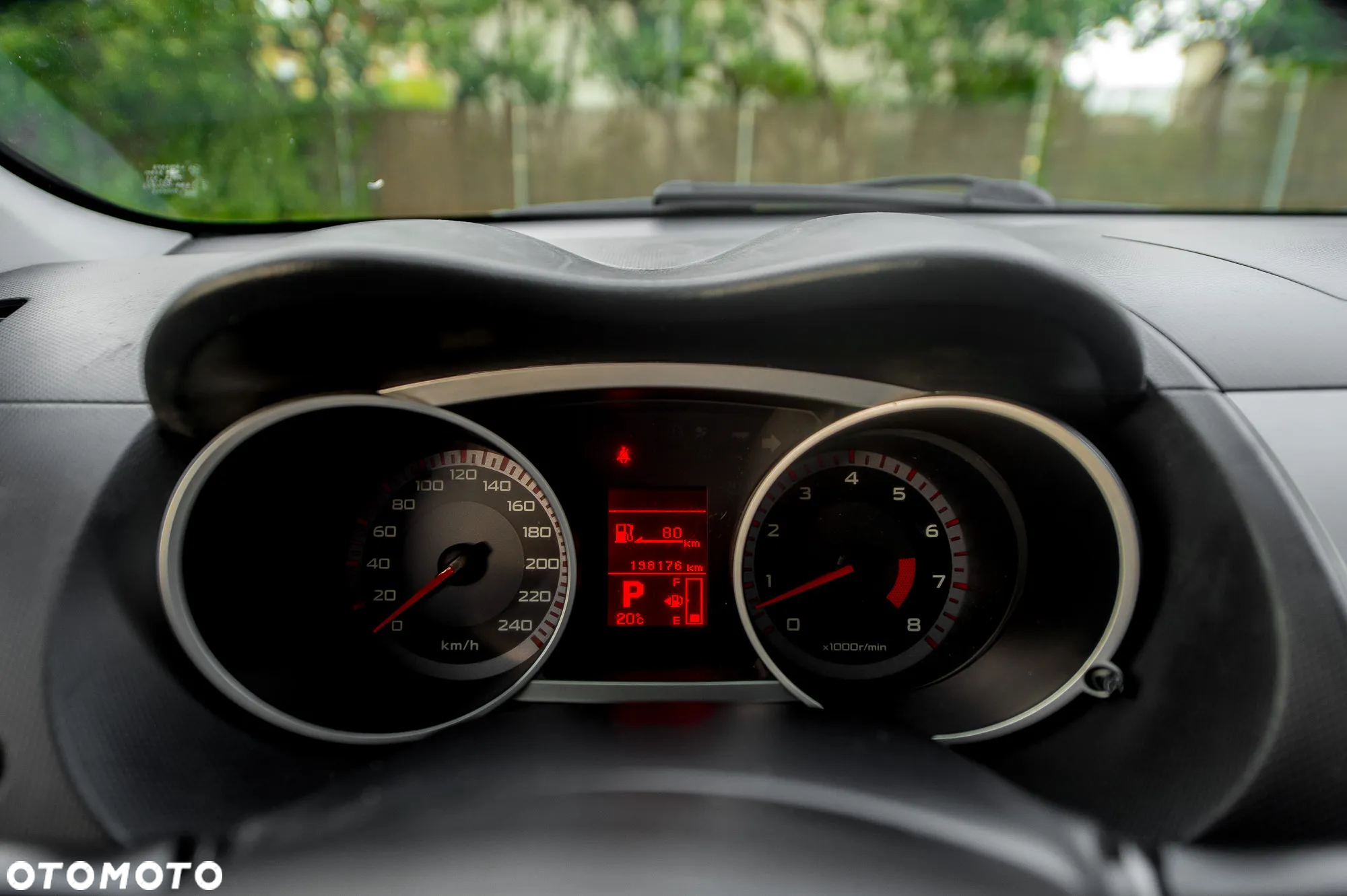 Mitsubishi Outlander 2.4 Invite CVT - 32