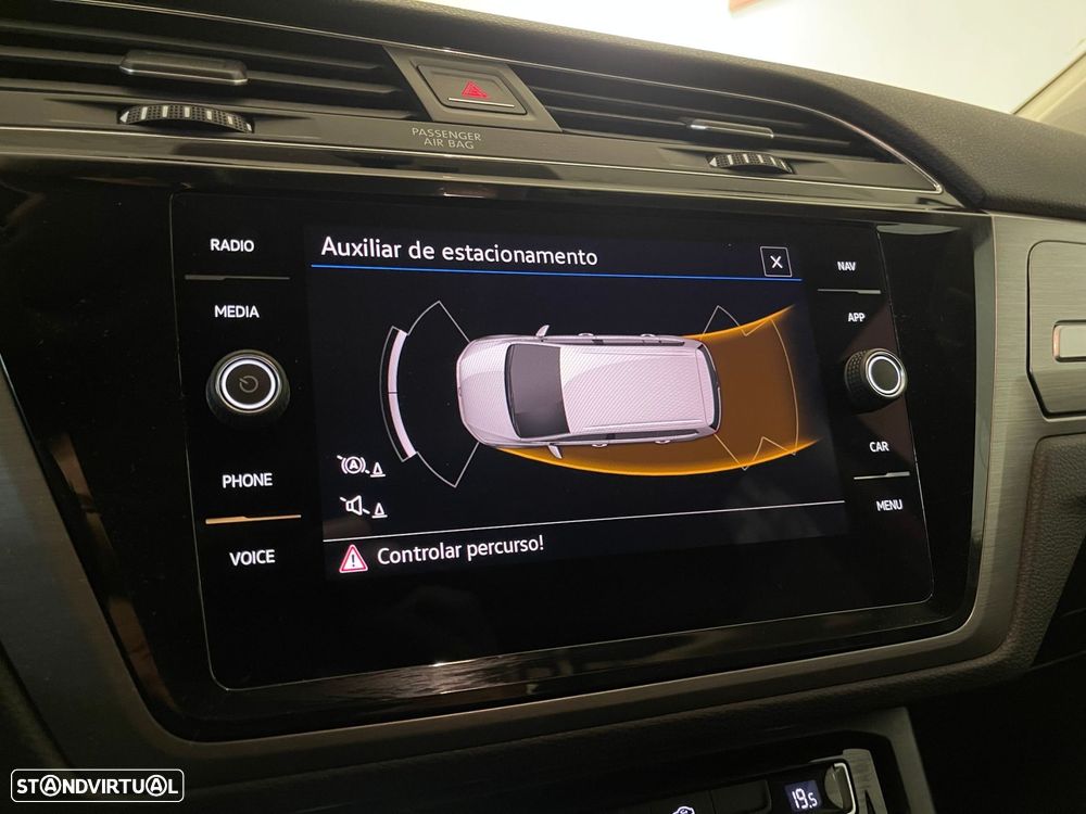 VW Touran 2.0 TDI Confortline - 26