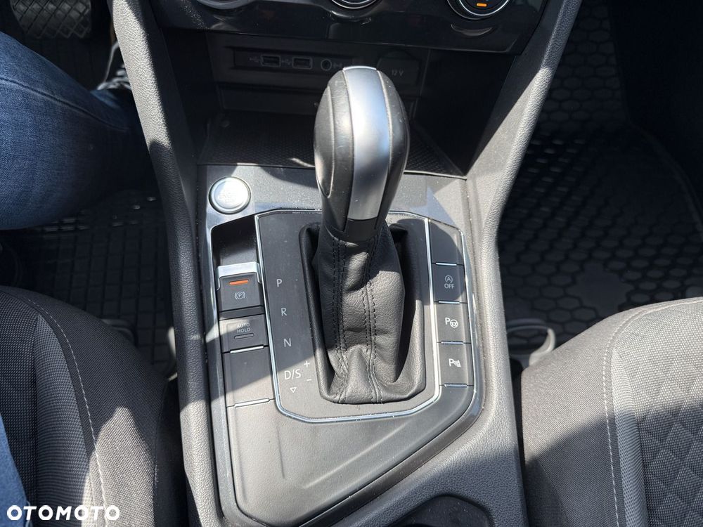 Volkswagen Tiguan - 23