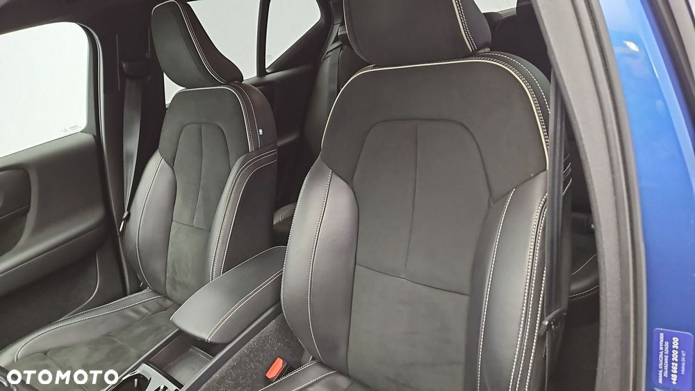 Volvo XC 40 T5 Plug-In Hybrid R-Design - 11