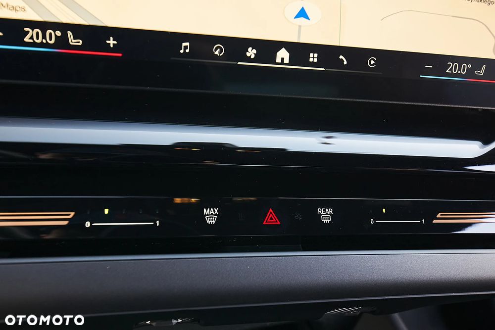 BMW Seria 5 520i mHEV - 30