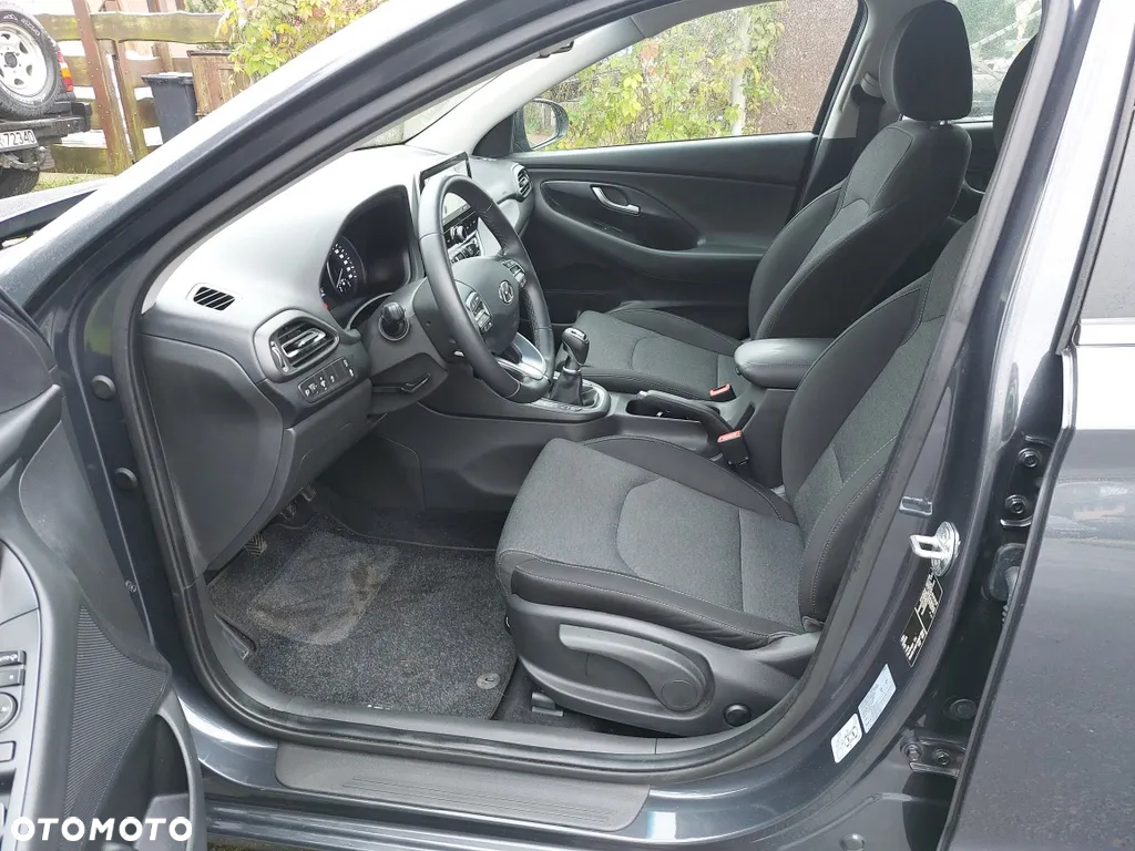 Hyundai i30 1.5 T-GDI 48V-Hybrid Trend - 11
