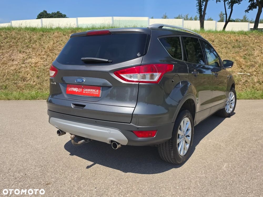 Ford Kuga 2.0 TDCi 2x4 Titanium - 13