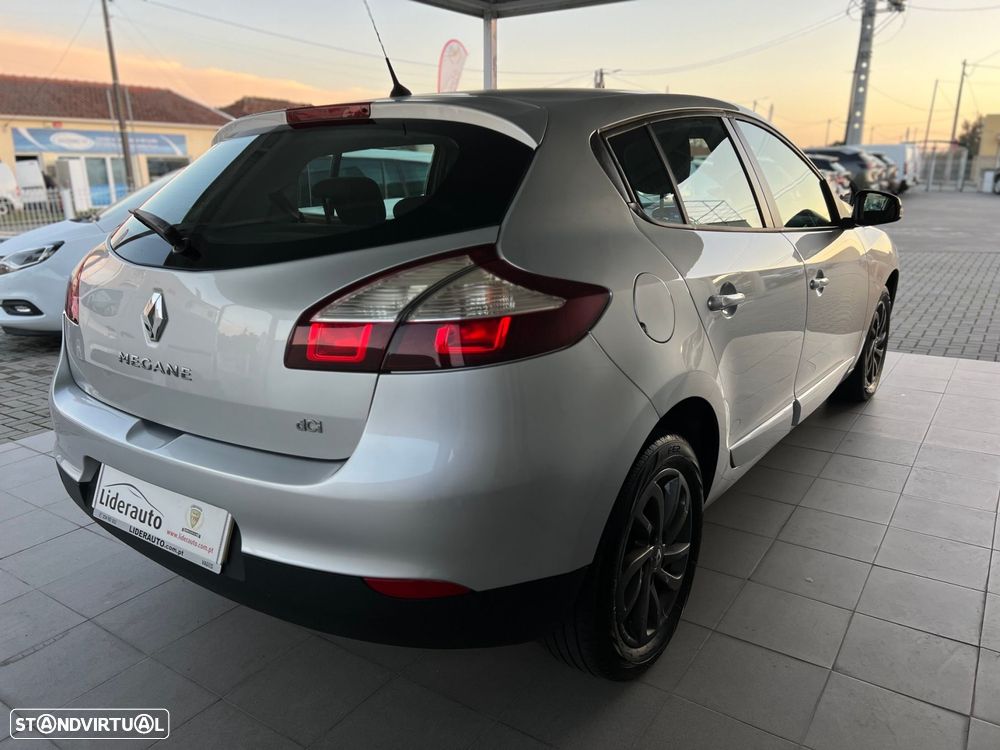 Renault Mégane 1.5 dCi Limited - 8