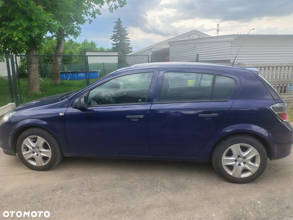 Opel Astra 1.6 Sport - 1