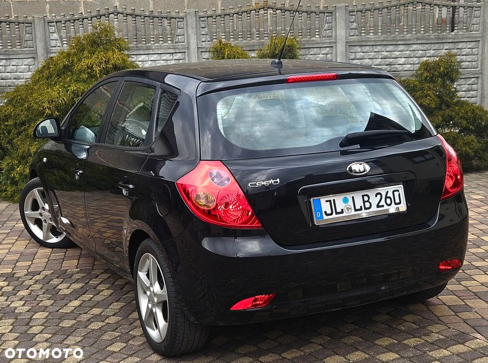 Kia Ceed 2.0 CVVT TX - 2