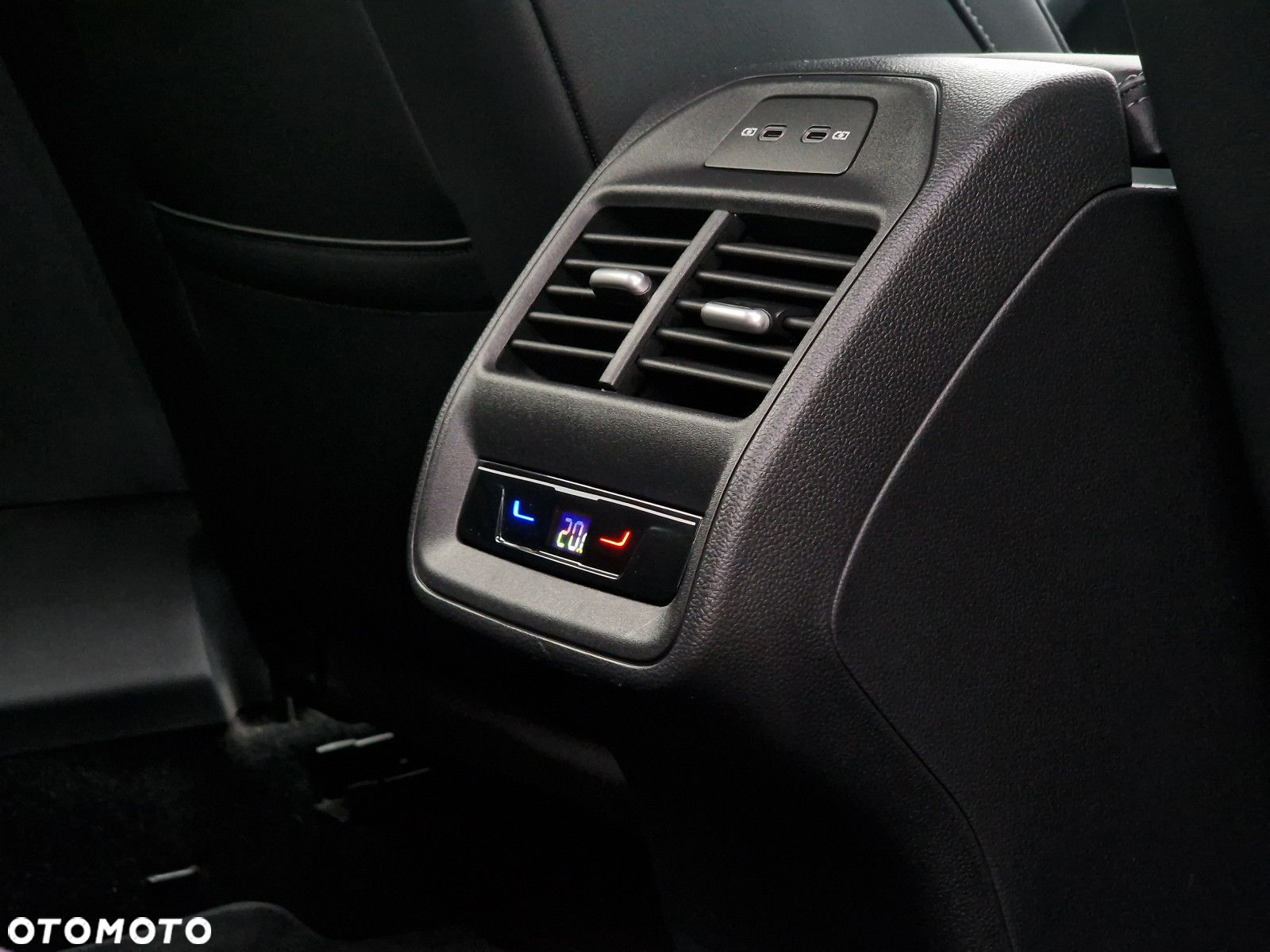 Volkswagen Passat 2.0 TDI EVO Business DSG - 17