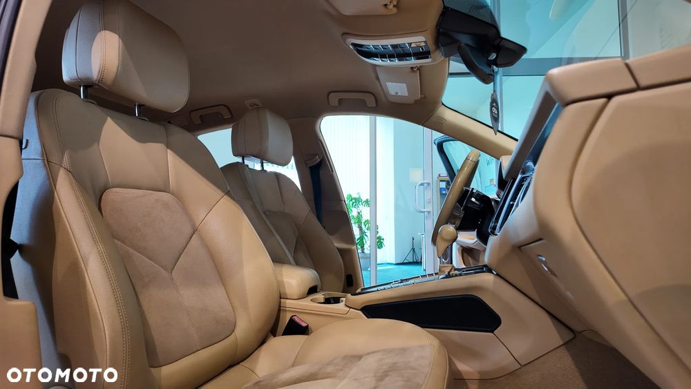 Porsche Macan PDK - 36