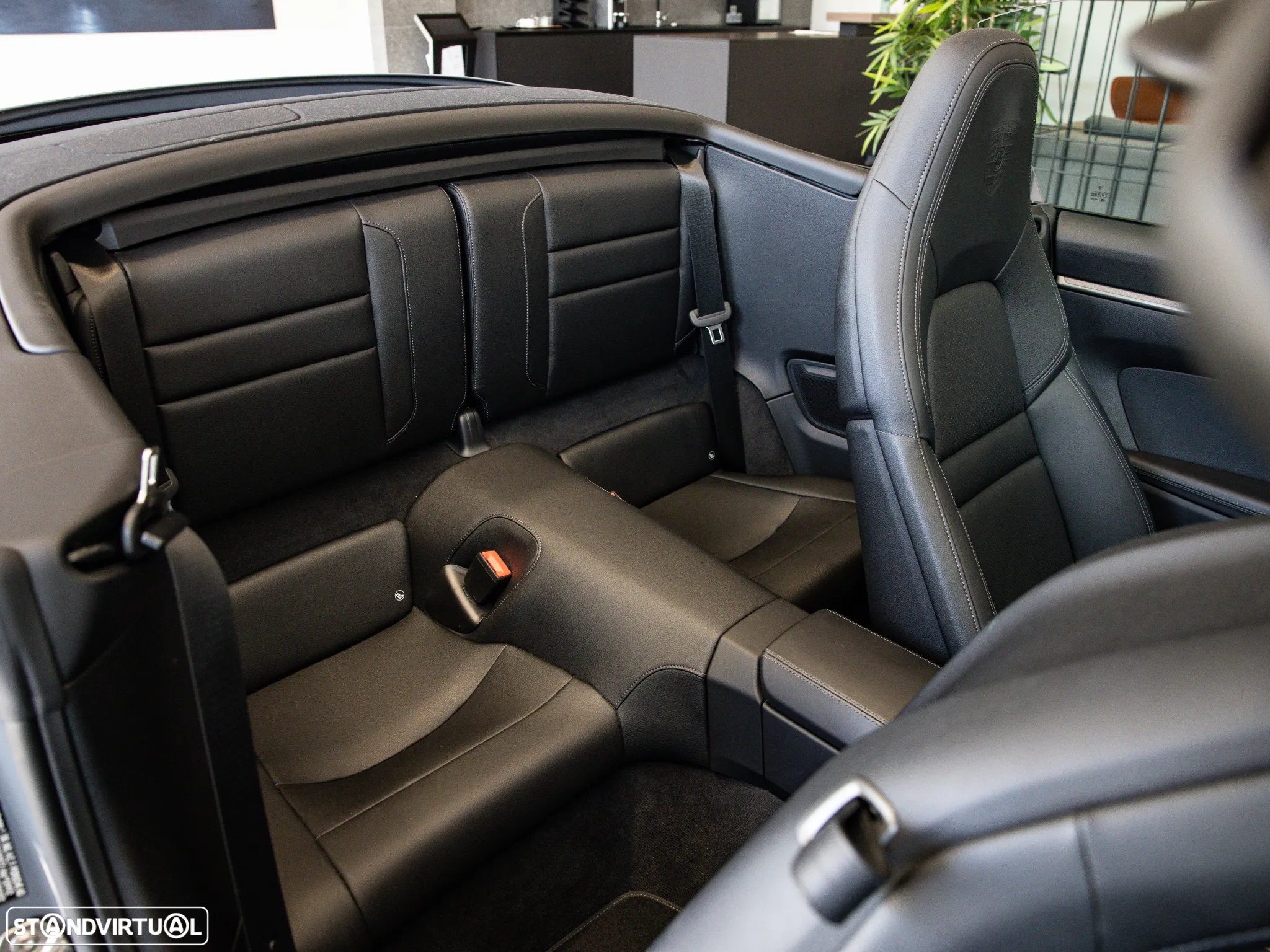 Porsche 911 (992) Carrera Cabriolet PDK - 49
