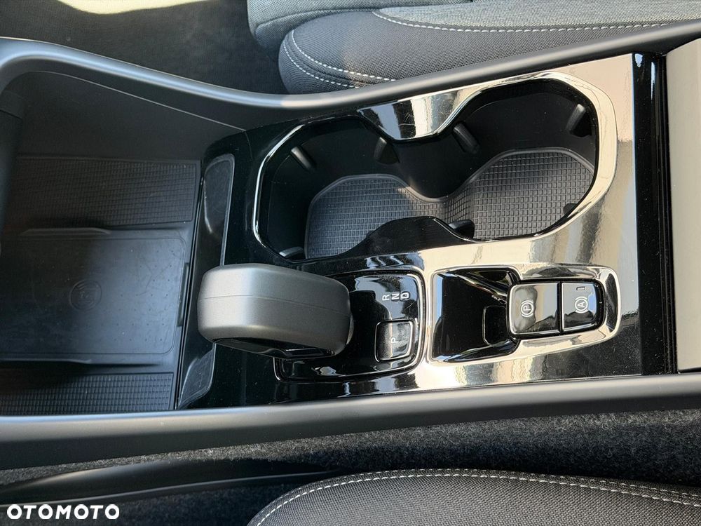 Volvo XC 40 - 26
