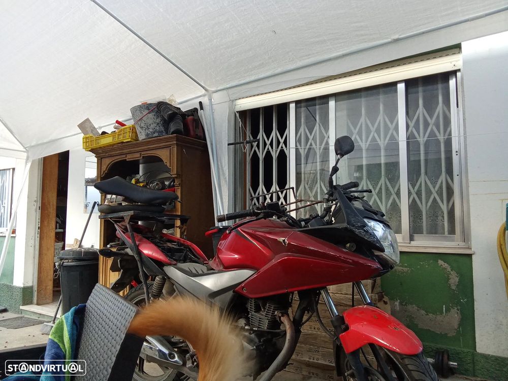 Honda CBF - 2