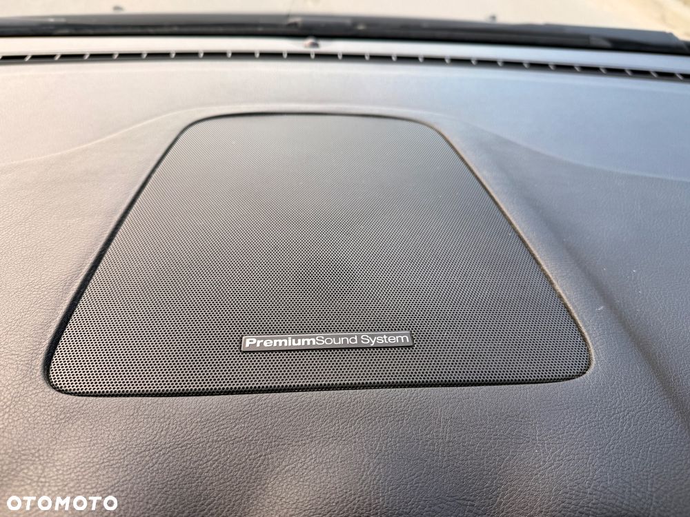 Ford S-Max 2.0 T Titanium - 34