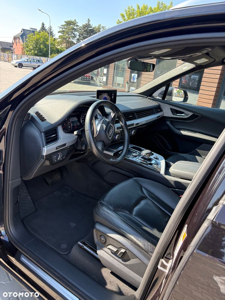 Audi Q7 - 8