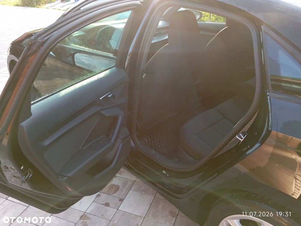 Audi A3 Limousine 35 TFSI mHEV Advanced S tronic - 11