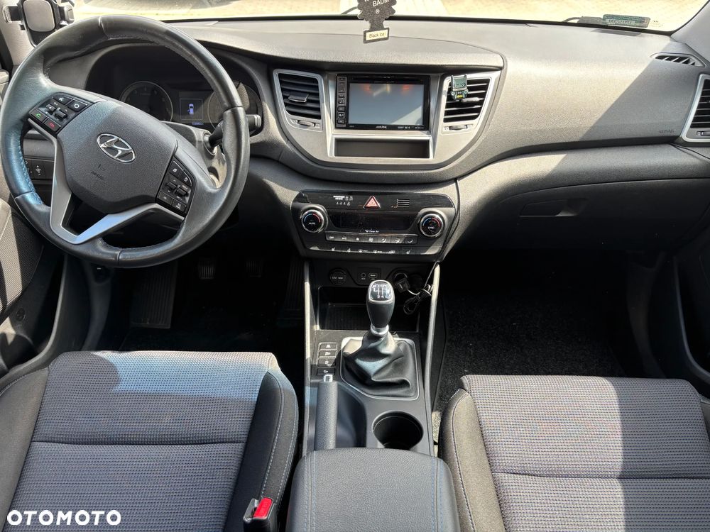 Hyundai Tucson 1.6 GDI BlueDrive Comfort 2WD - 9