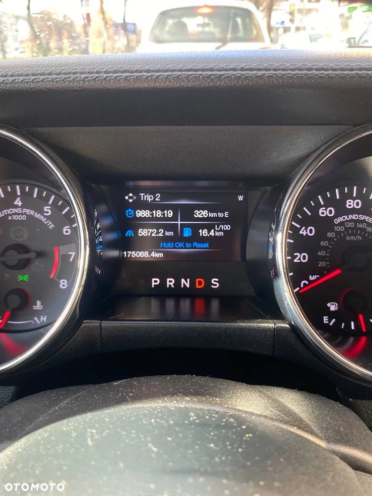 Ford Mustang 5.0 V8 GT - 8