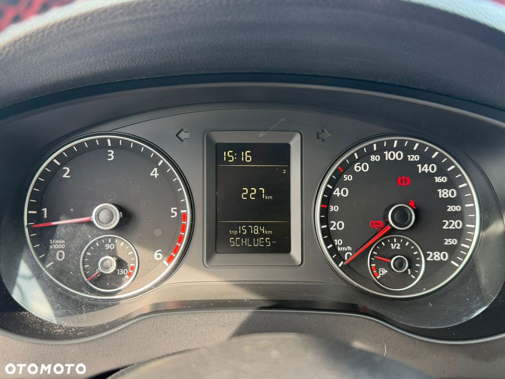 Volkswagen Jetta - 5