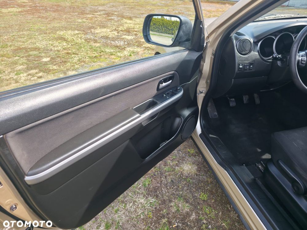 Suzuki Vitara - 11