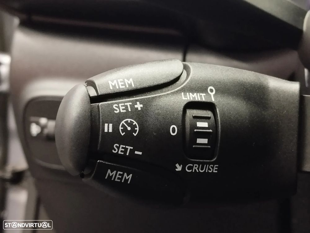 Citroën C3 1.2 PureTech C-Series - 24