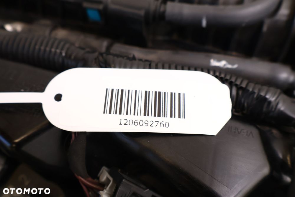 VOLVO XC40 2.0 D4 SILNIK D4204T12 - 15