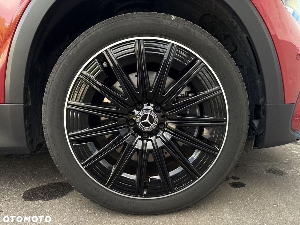 Mercedes-Benz GLB - 10