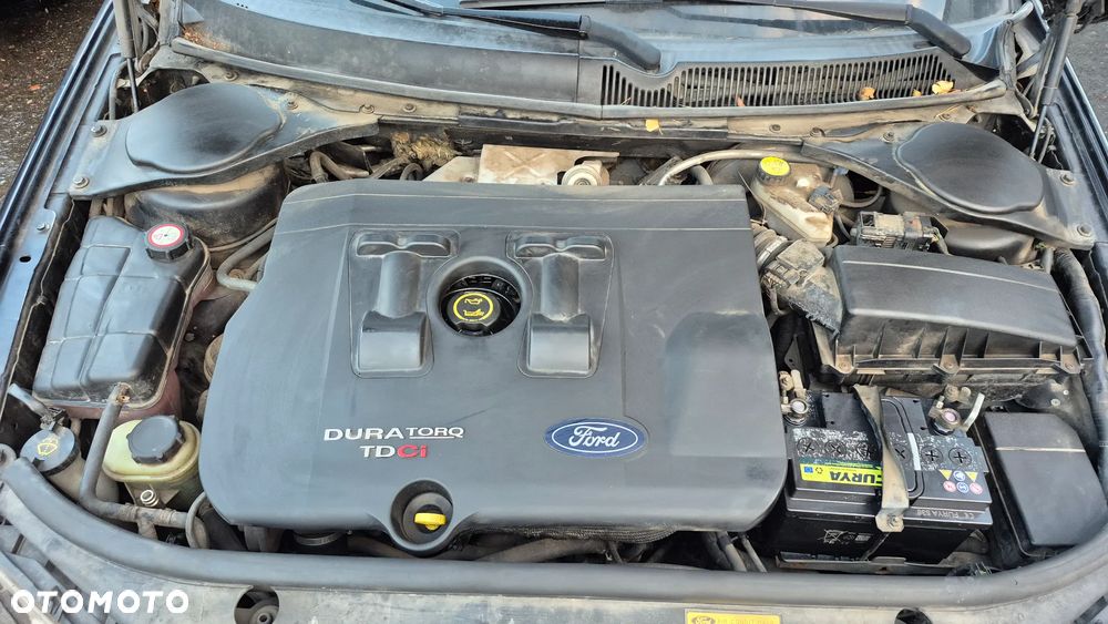 Ford Mondeo 2.0 TDCi Ghia Executive - 8