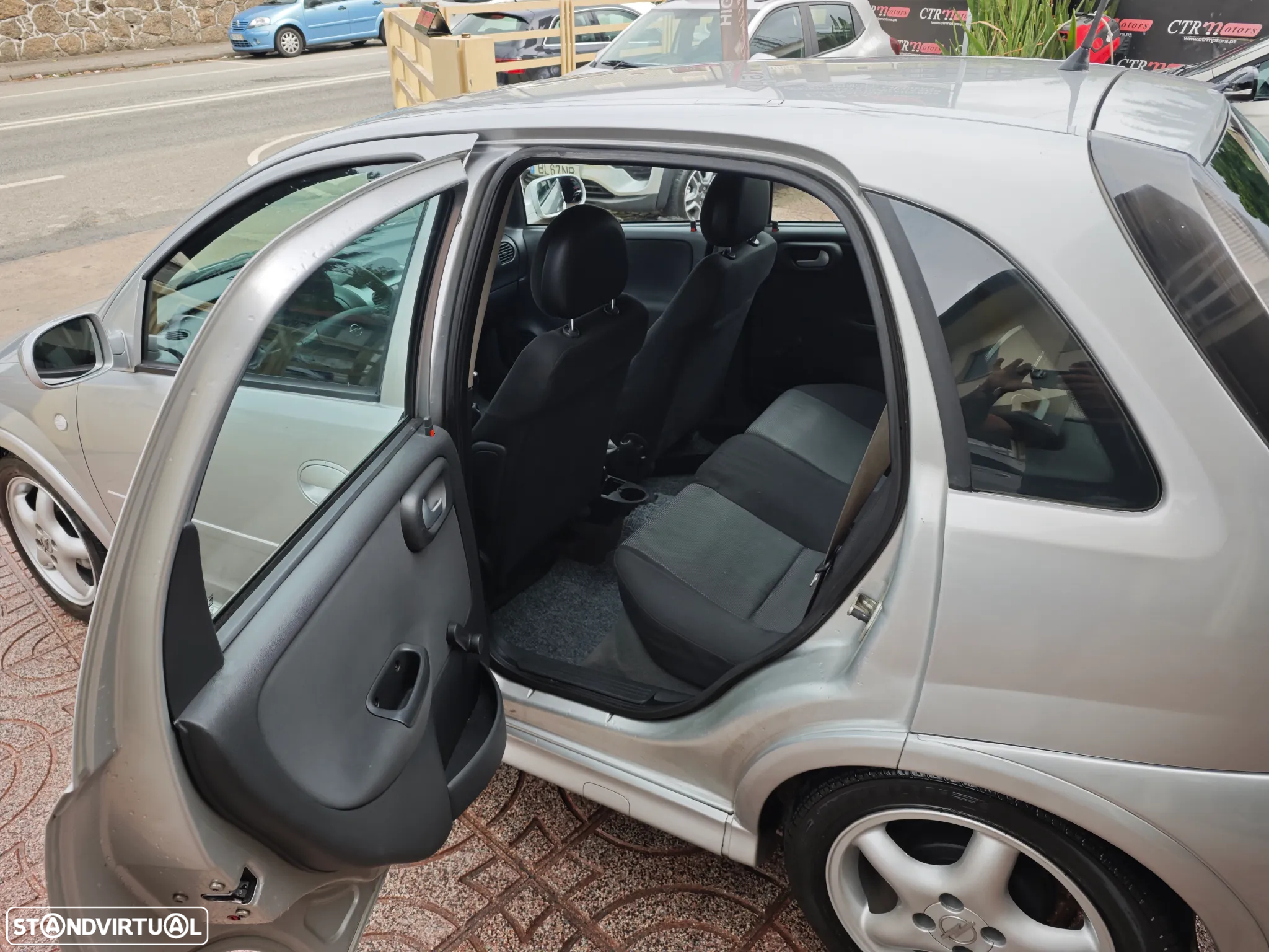 Opel Corsa 1.2 Twinport Silver - 14