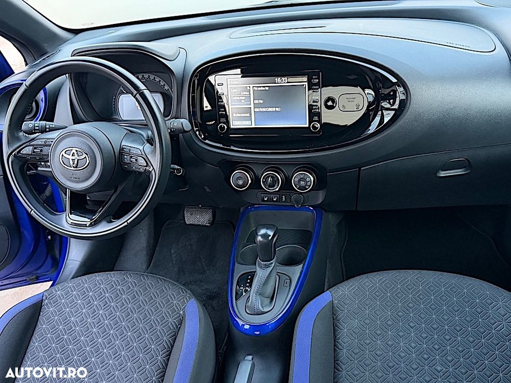 Toyota Aygo X 1.0l CVT Exclusive - 10