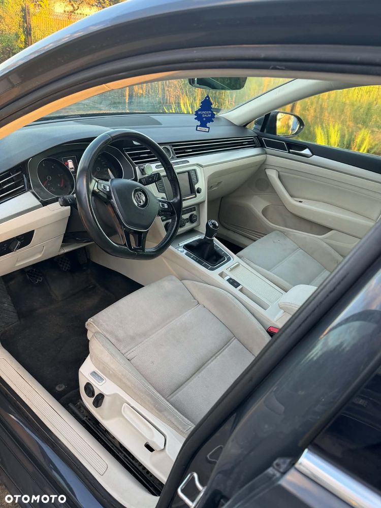 Volkswagen Passat 2.0 TDI BMT Comfortline - 2