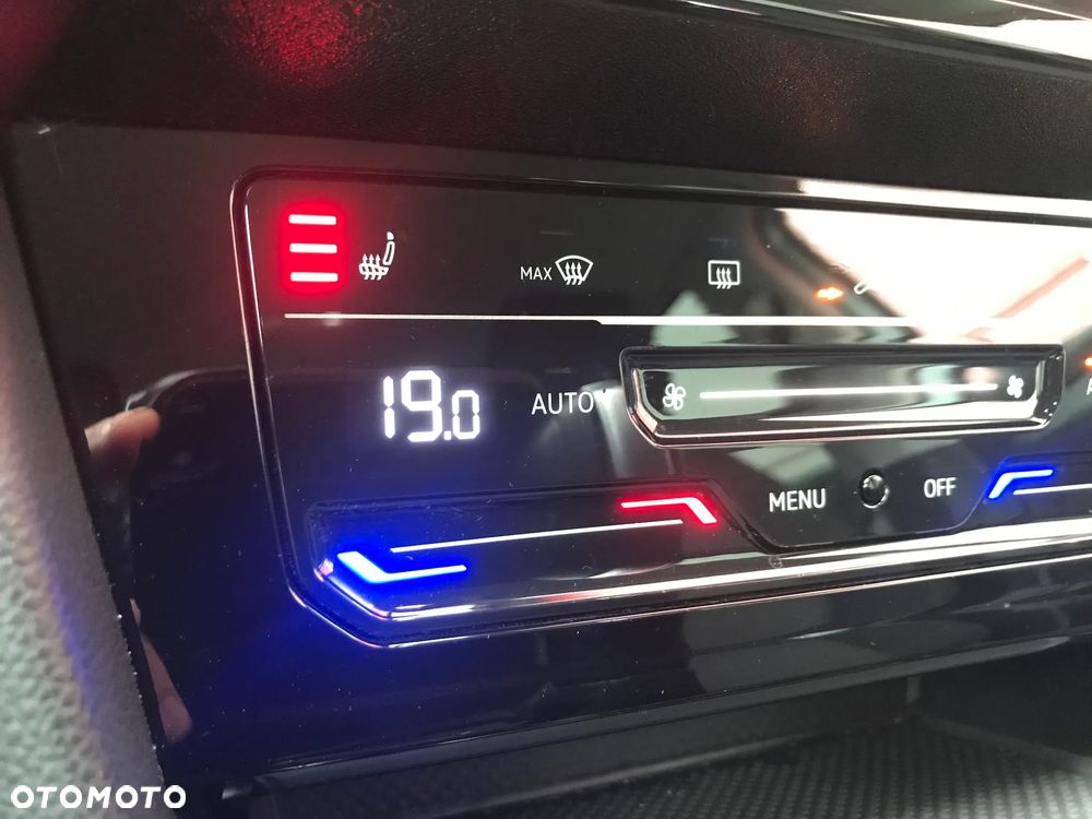 Volkswagen Passat 1.5 TSI EVO Business DSG - 16