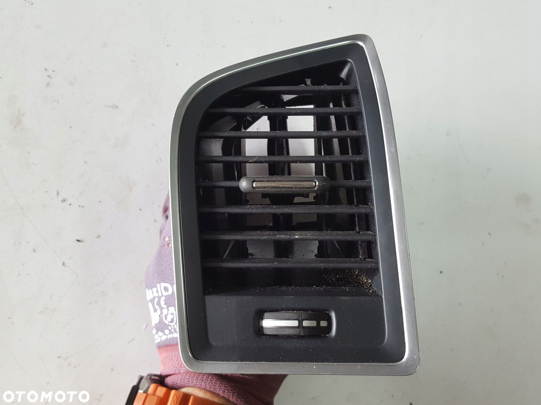 VOLVO XC60 I LIFT 13-17r KRATKA NAWIEWU LEWA - 1