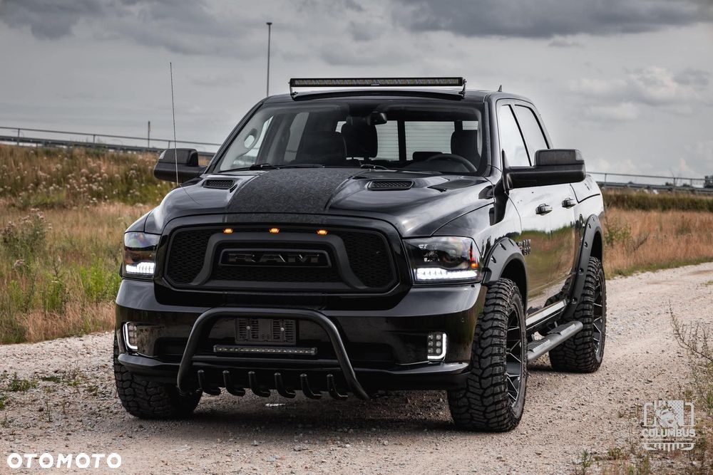 RAM 1500 Crew Cab Sport - 5