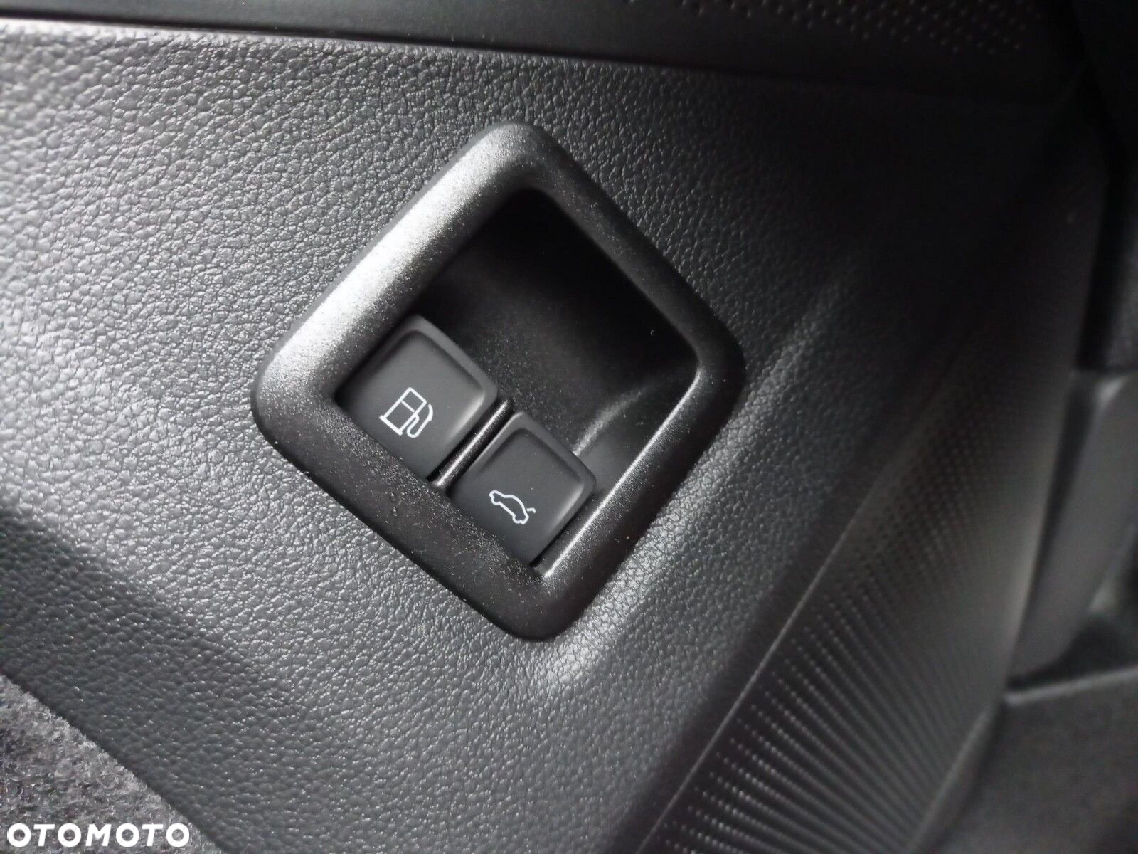 Volkswagen Tiguan 1.5 eHybrid PHEV R-Line Plus DSG - 25