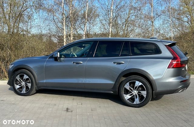 Volvo V60 D4 AWD - 4