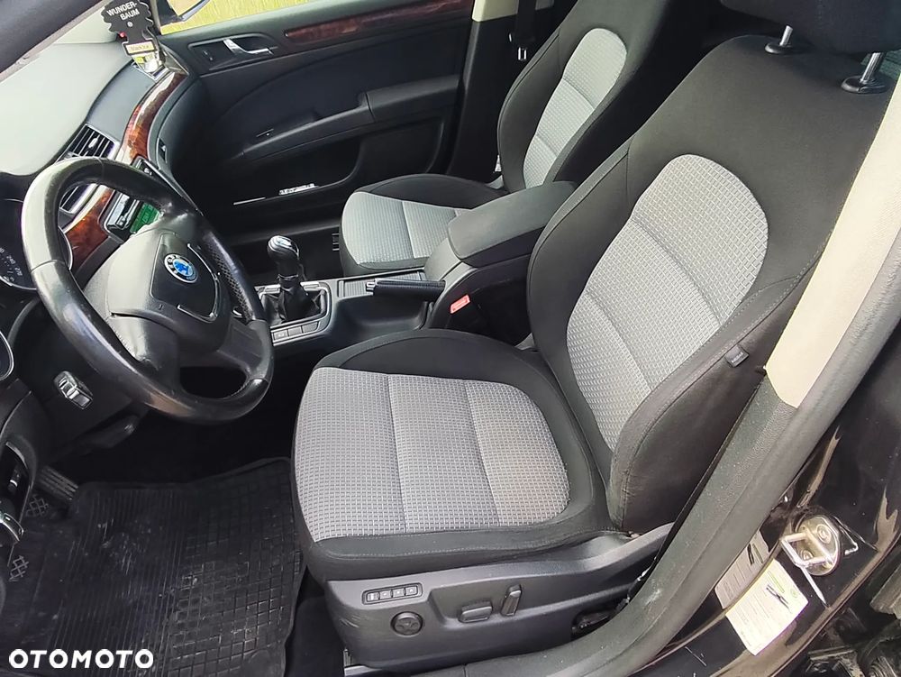 Skoda Superb 2.0 TDI Green tec Exclusive - 9