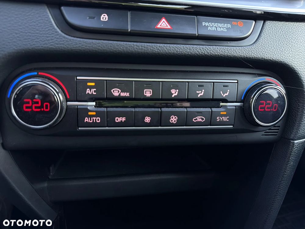 Kia XCeed - 23