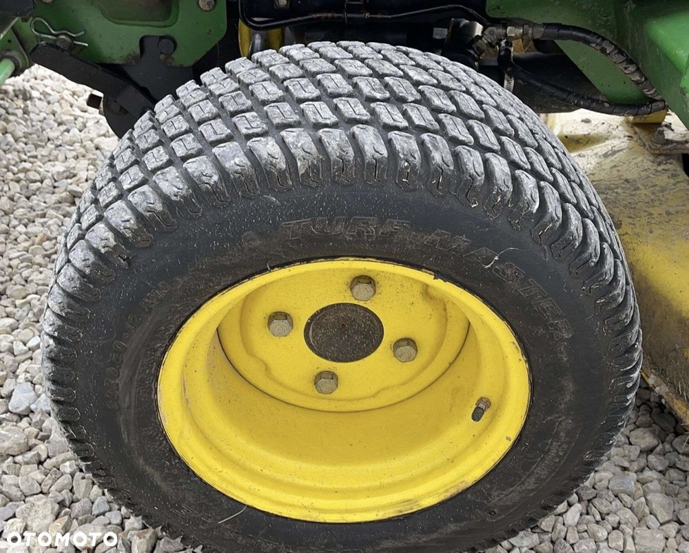 John Deere 4100 - 33