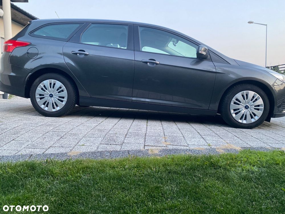 Ford Focus 1.0 EcoBoost Edition - 5