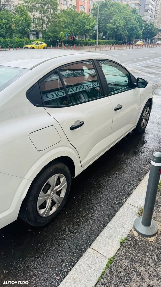 Dacia Logan SCe 65 Essential - 5