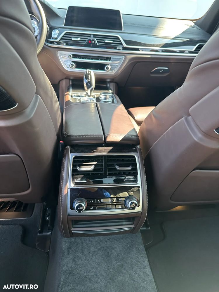 BMW Seria 7 730d xDrive - 18
