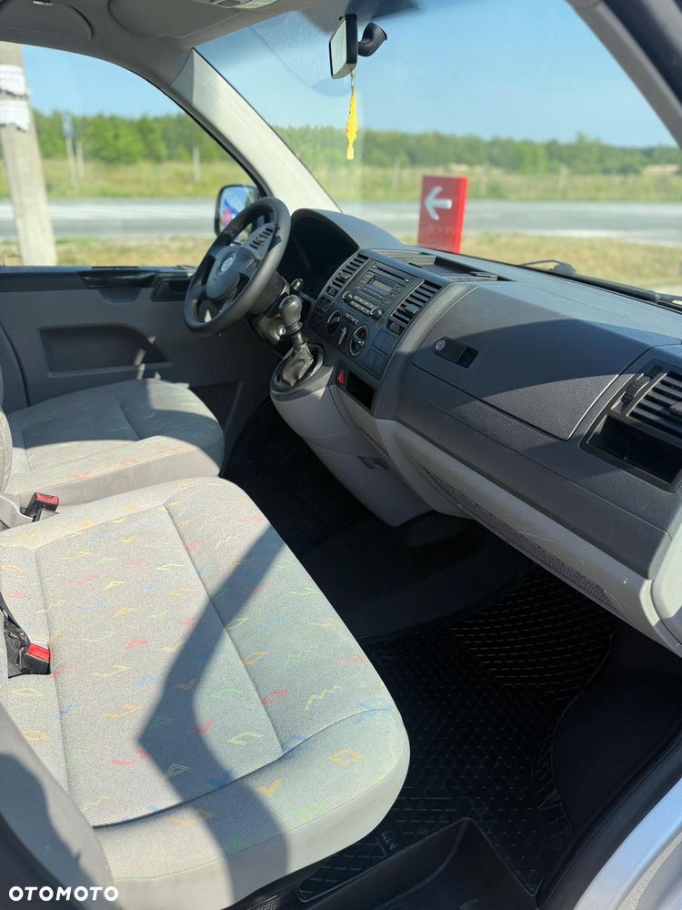 Volkswagen Transporter - 4