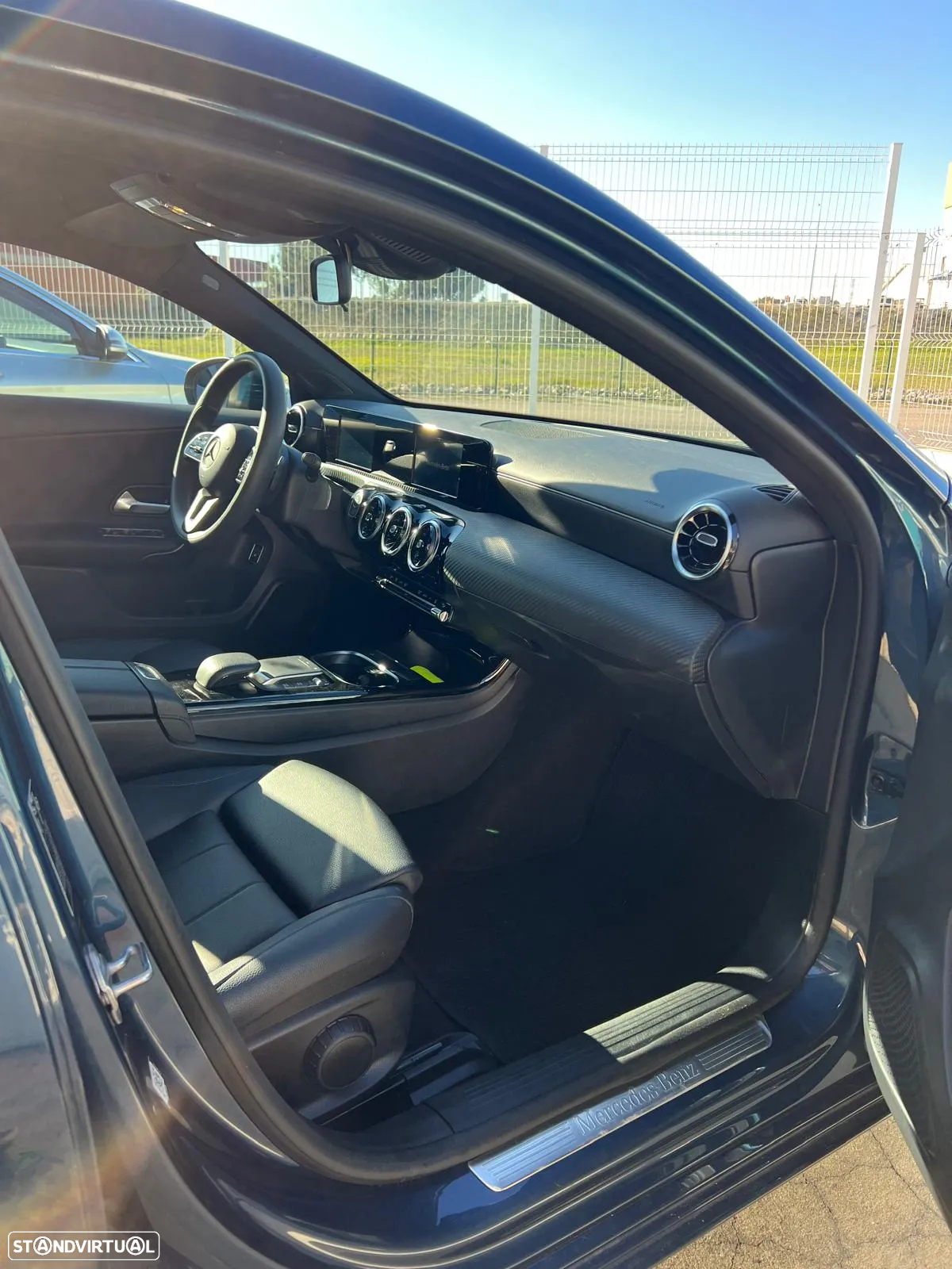 Mercedes-Benz A 250 e Style Plus - 38