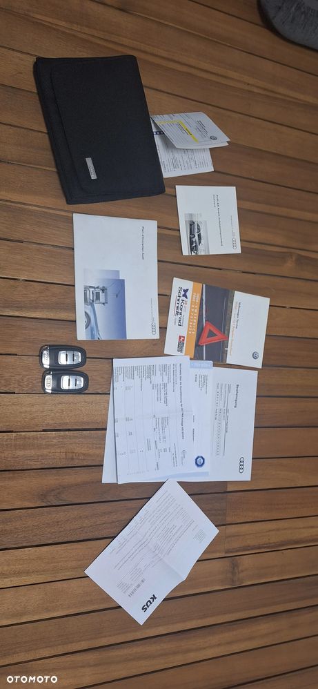 Audi A4 Avant 2.0 TDI - 17