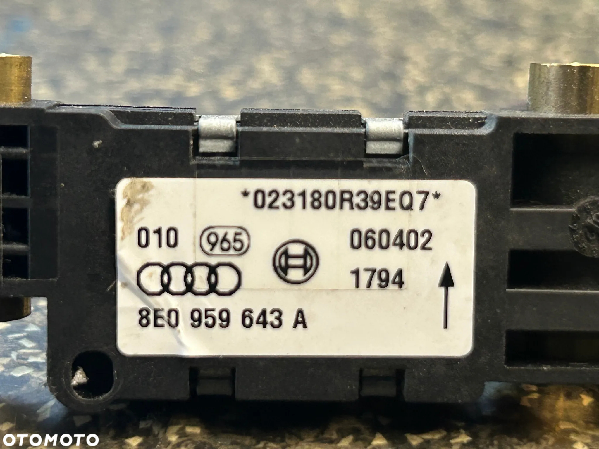 CZUJNIK UDERZENIA ZDARZENIA AUDI 8E0959643A WYSYŁKA !!! - 2