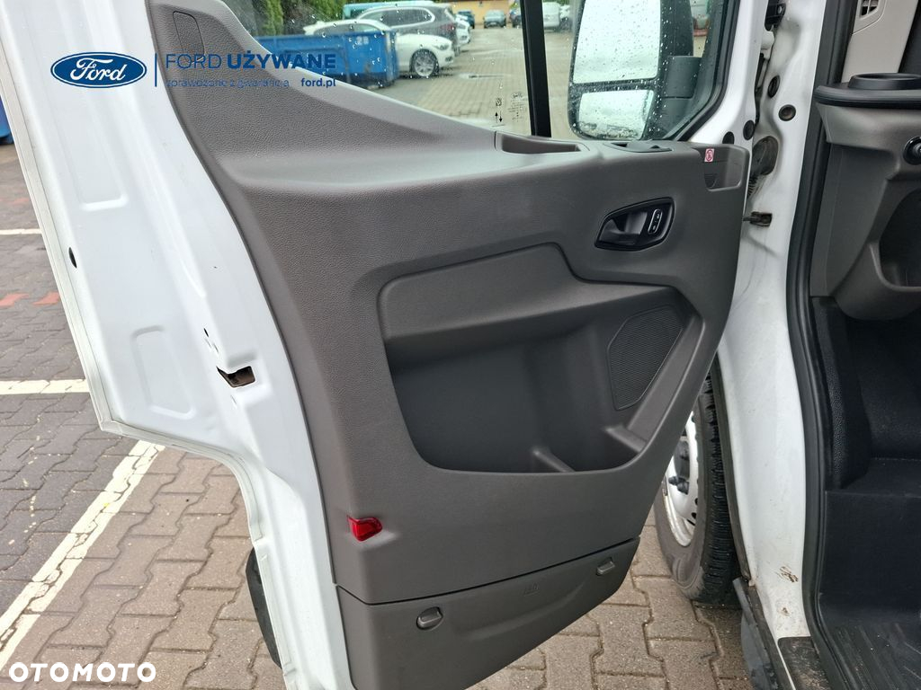 Ford Transit - 24