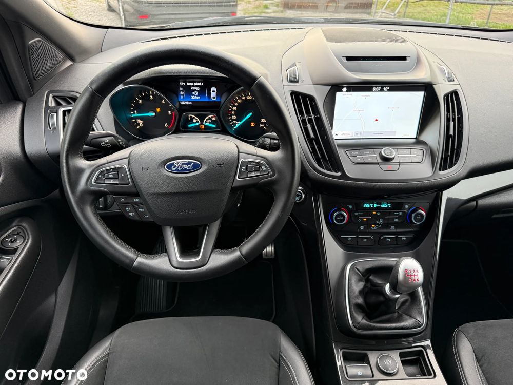 Ford Kuga 2.0 TDCi 4x2 ST-Line - 32